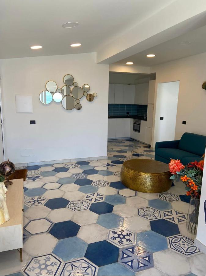 Suite Apartments Branco - Infinity Pool & Sea View - 5 Minuti Dal Centro Taormina Dış mekan fotoğraf